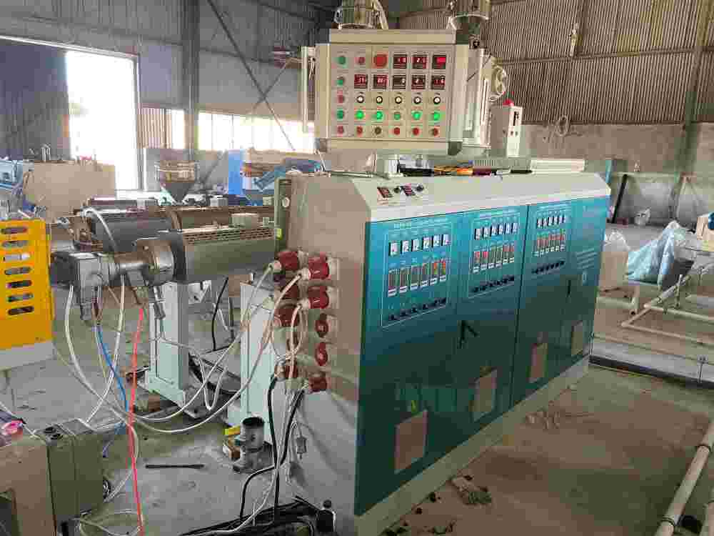 110 मिमी डबल वॉल नालीदार पाईप उत्पादन लाइन